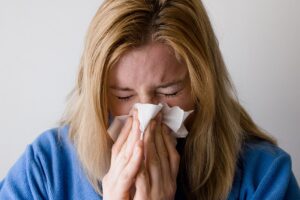 Conoce las diferencias clave entre la gripe y el resfriado para que puedas combatirlos eficazmente